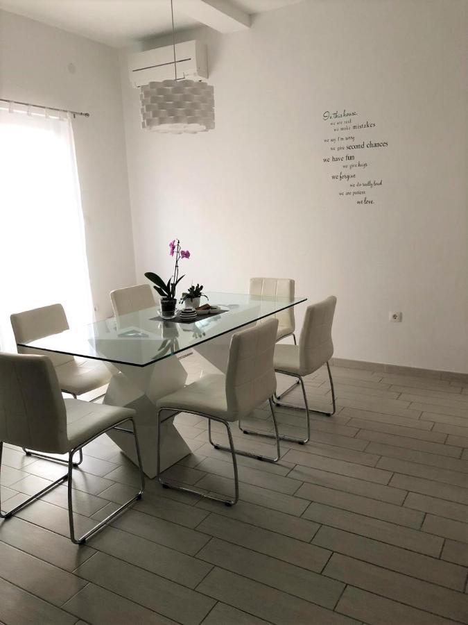 Apartments Grubisic - Sibenik - Parking Included מראה חיצוני תמונה