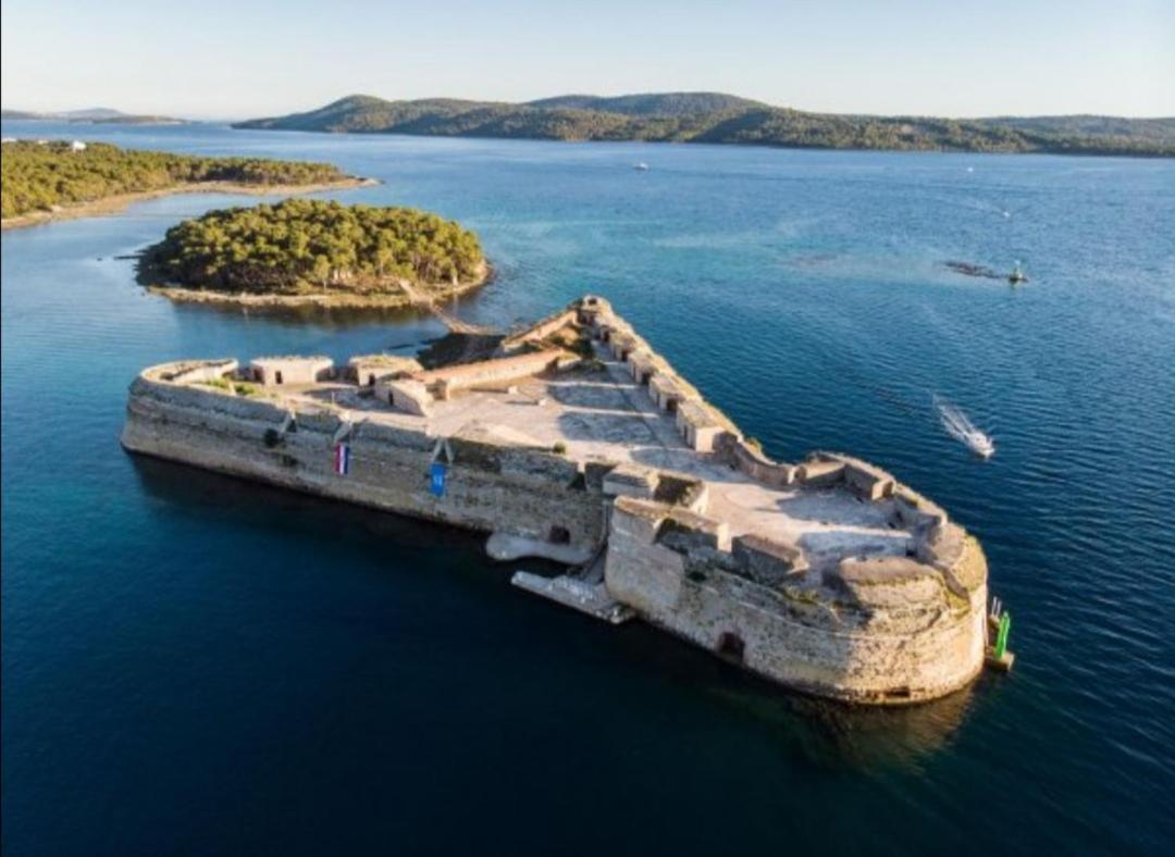 Apartments Grubisic - Sibenik - Parking Included מראה חיצוני תמונה