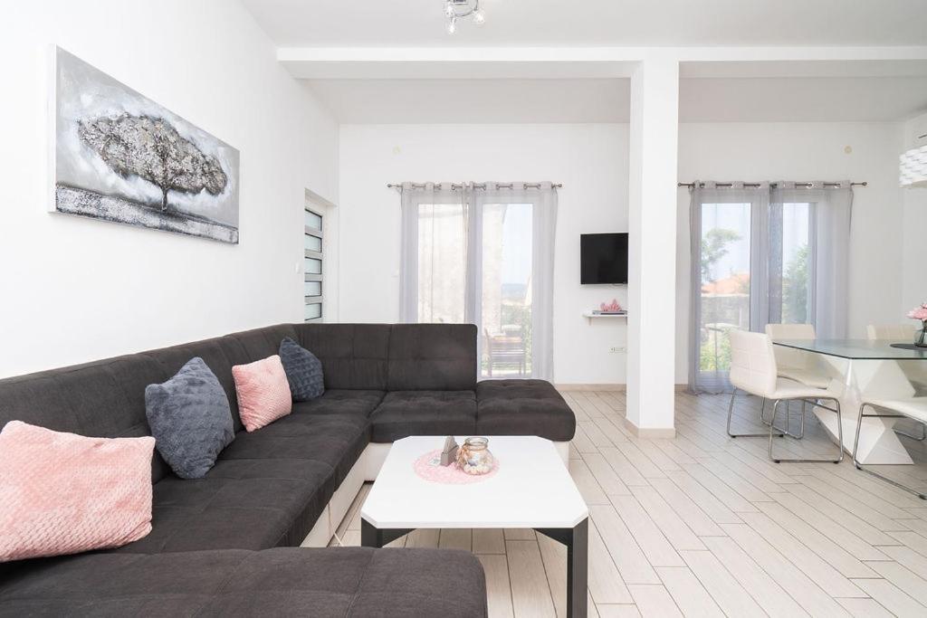 Apartments Grubisic - Sibenik - Parking Included מראה חיצוני תמונה