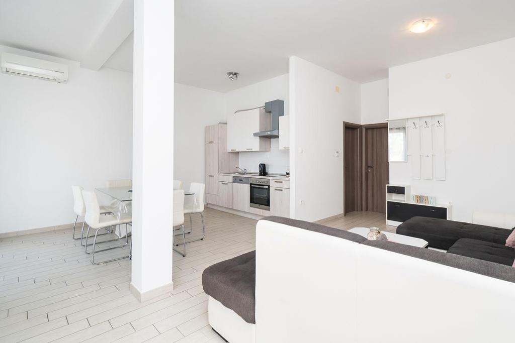 Apartments Grubisic - Sibenik - Parking Included חדר תמונה