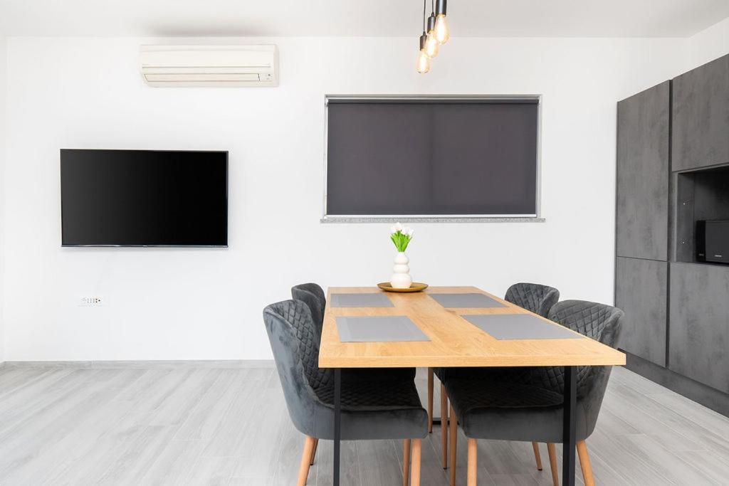 Apartments Grubisic - Sibenik - Parking Included חדר תמונה