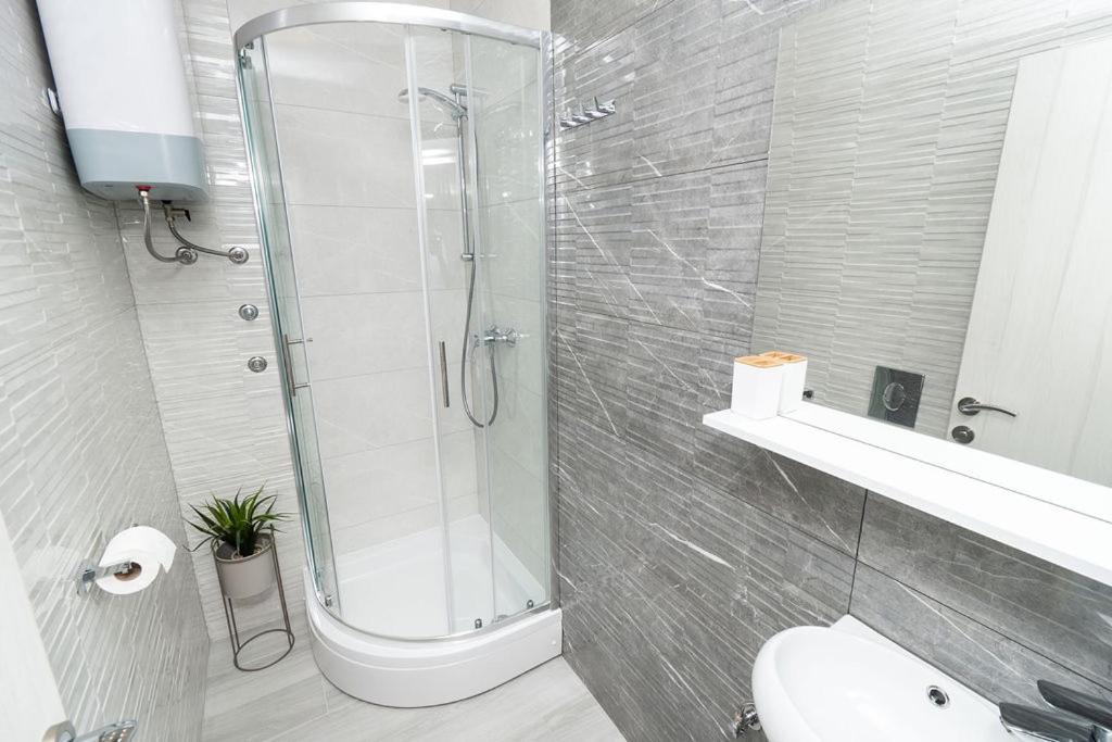 Apartments Grubisic - Sibenik - Parking Included חדר תמונה